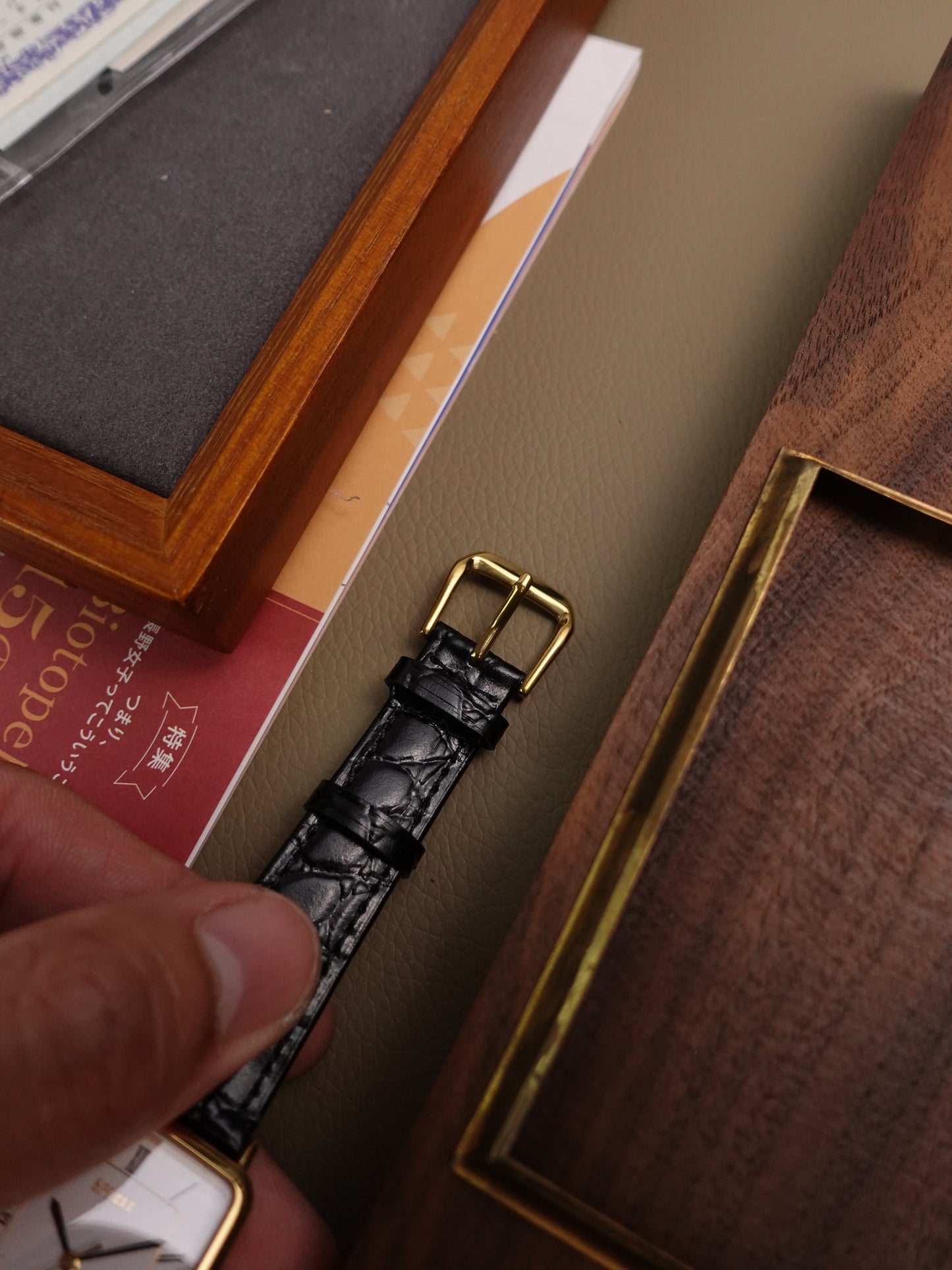 Seiko Spirit Tank Roman Numeral with Commemorative caseback 5E21-5B50