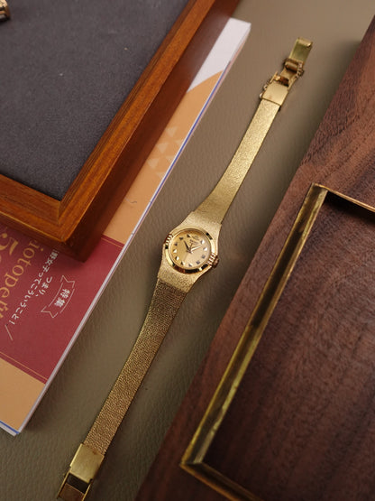 Ladies' Seiko Galaxy Integrated Bracelet (Cut to Size bracelet)