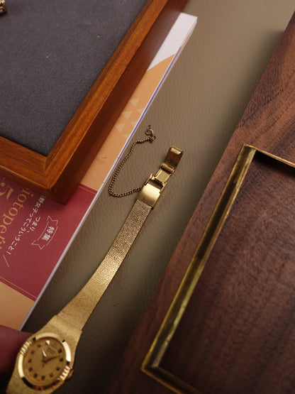 Ladies' Seiko Galaxy Integrated Bracelet (Cut to Size bracelet)