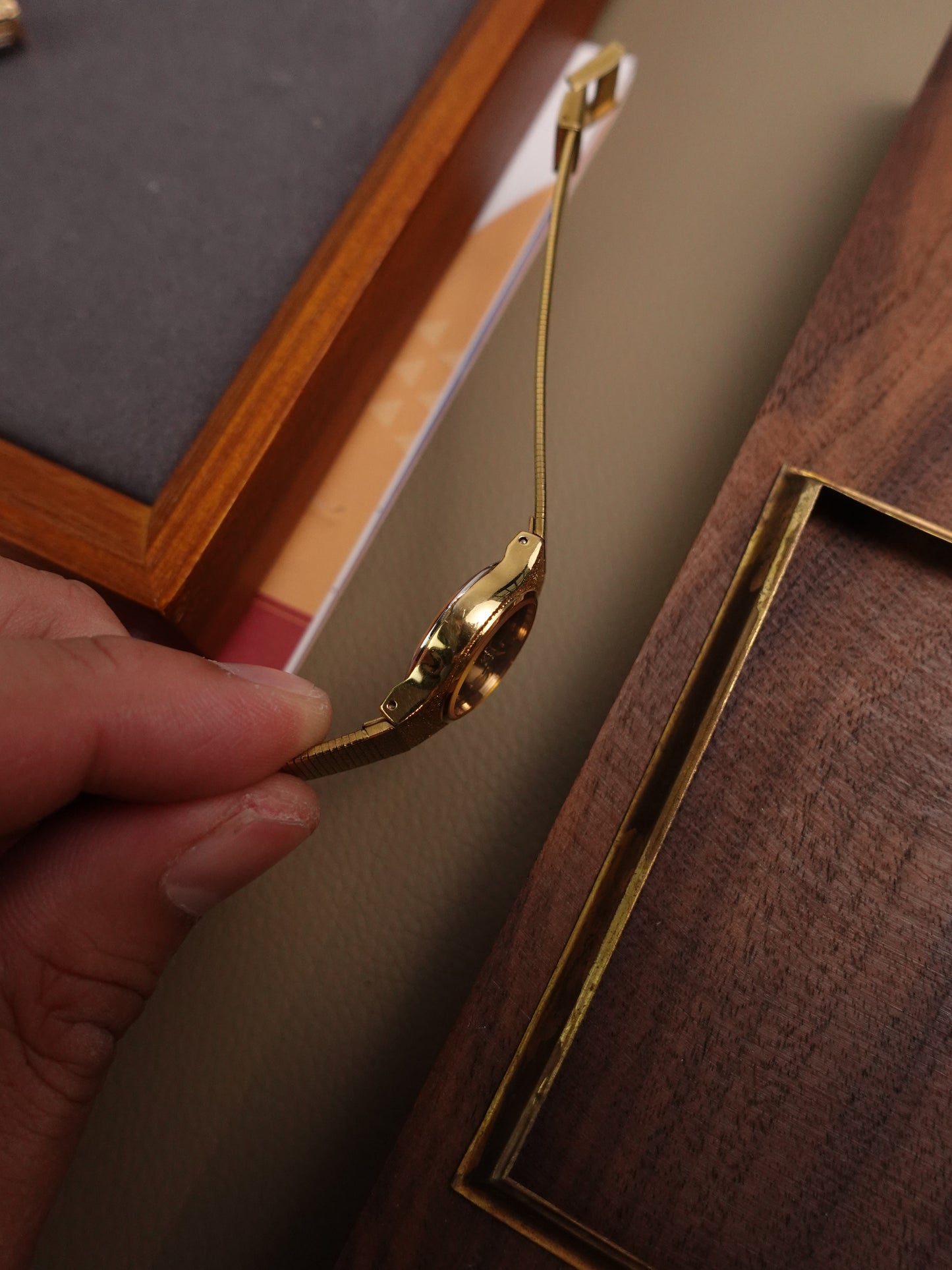 Ladies' Seiko Galaxy Black Dial Integrated Bracelet (Cut to Size bracelet)