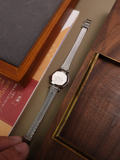 Ladies Seiko Quartz Octa with Cut-to-size rope textured bracelet