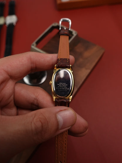 Seiko Ladies "Baignoire" Gold