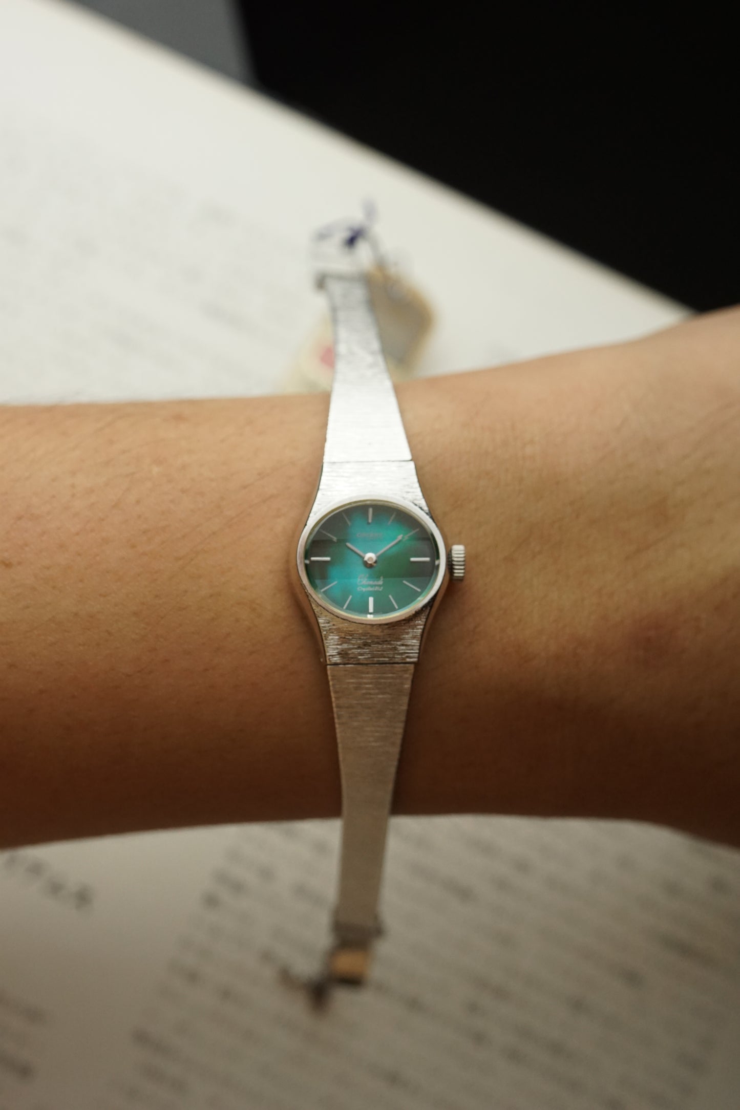 Orient Stone Dial bracelet Faceted Glass