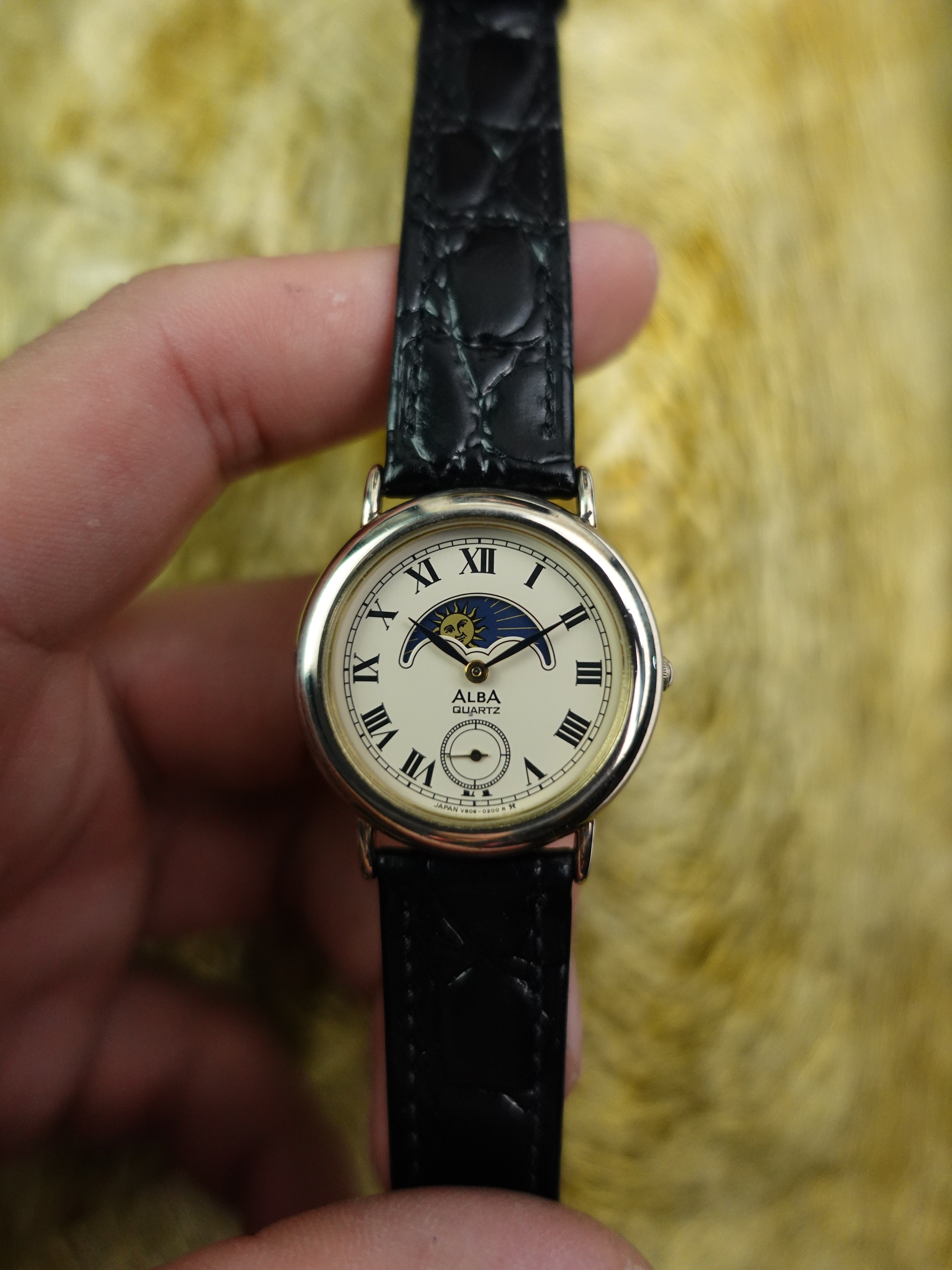 Seiko Alba Moonphase with sub-second dial V806-0100 Silver – My