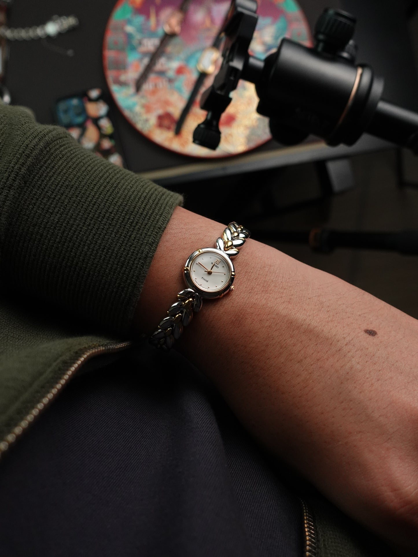 Ladies' Seiko Tisse 4N21-1400 circa. 1993