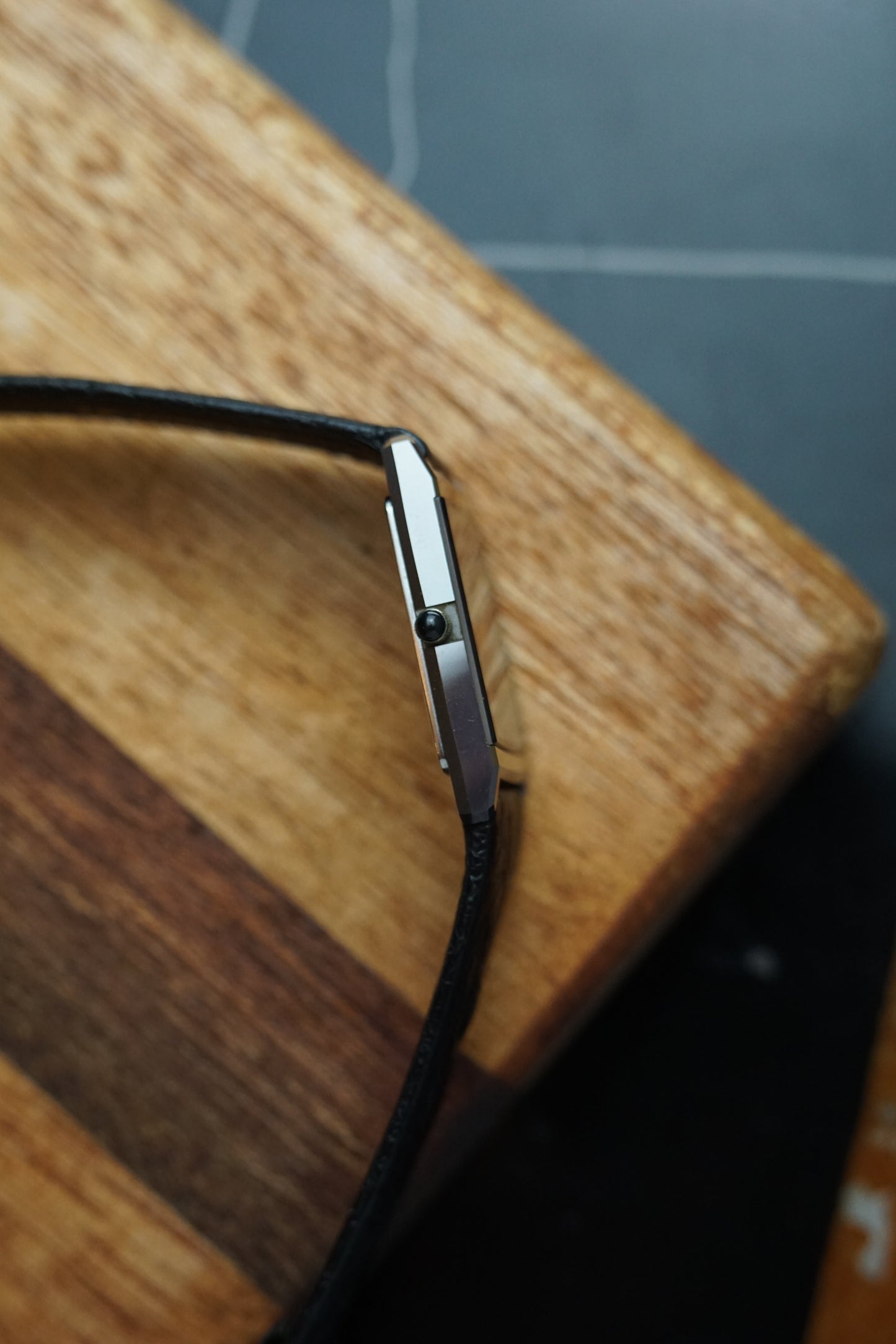 Seiko Dolce Scratch resistent case with rare black dial variation