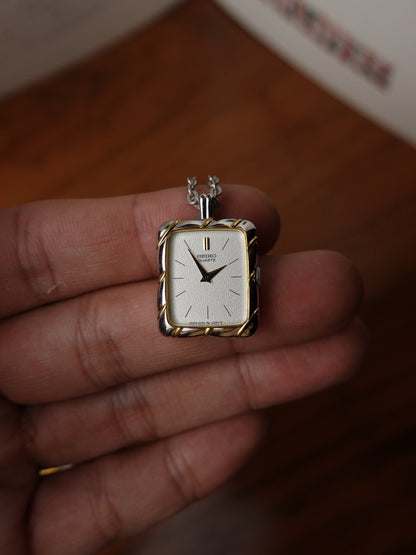 Seiko Pendent Necklace "candy' Quarts 2C20-5480 Circa. 1986