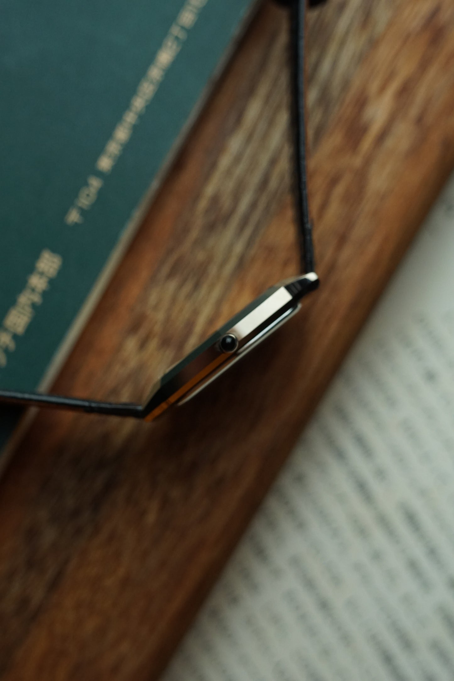 Seiko Dolce Octa scratch resistant case