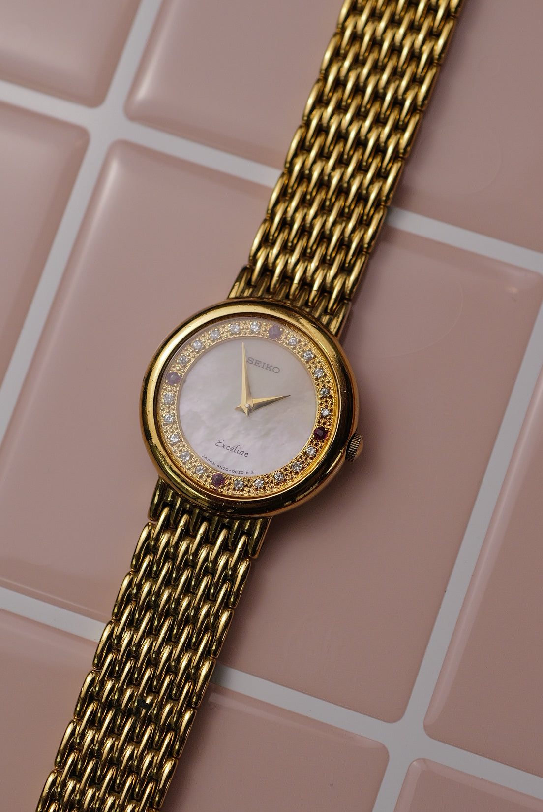 Seiko Exceline Mother of Pearl "RUBY' 4N20-0380