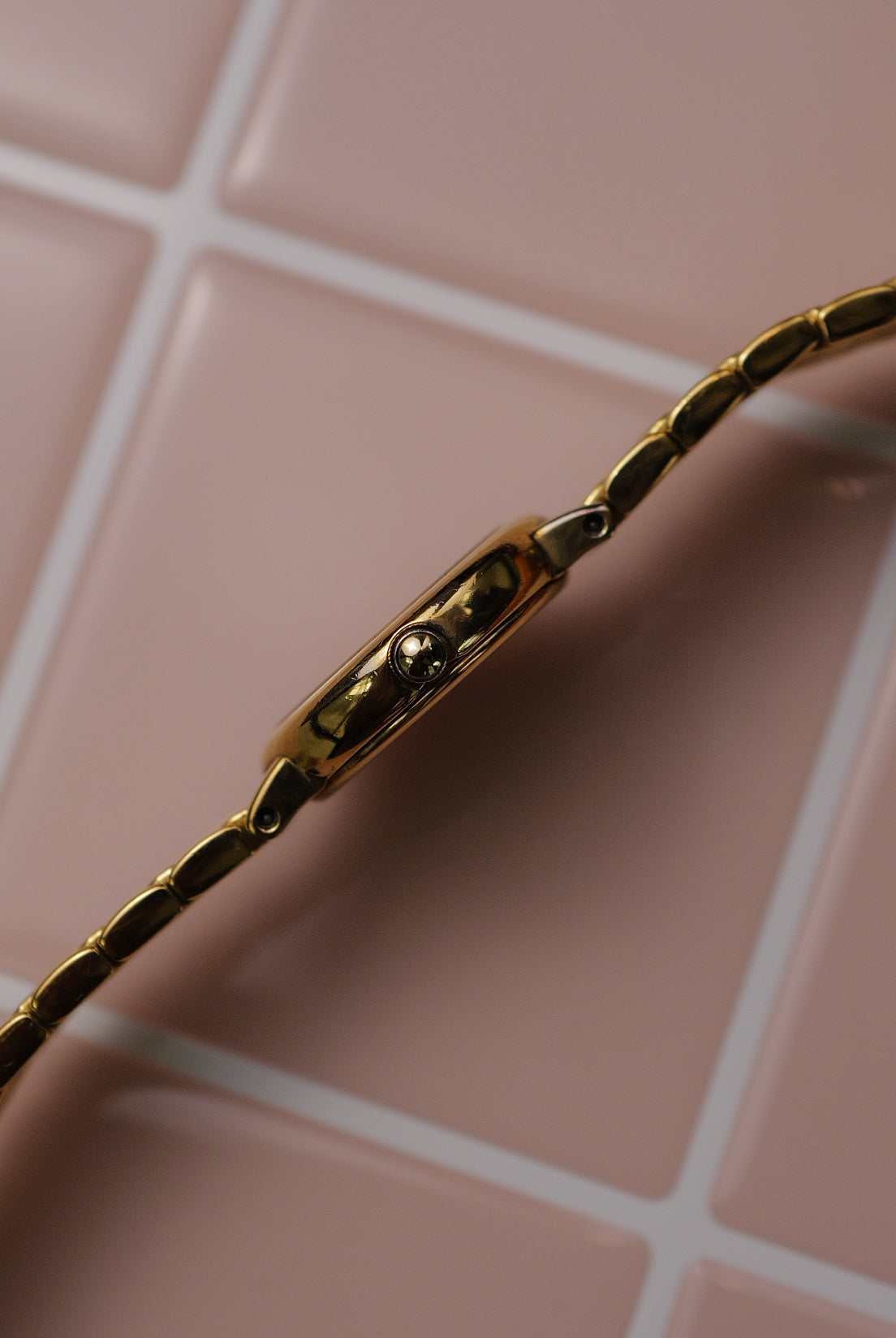 Seiko Exceline Mother of Pearl "RUBY' 4N20-0380