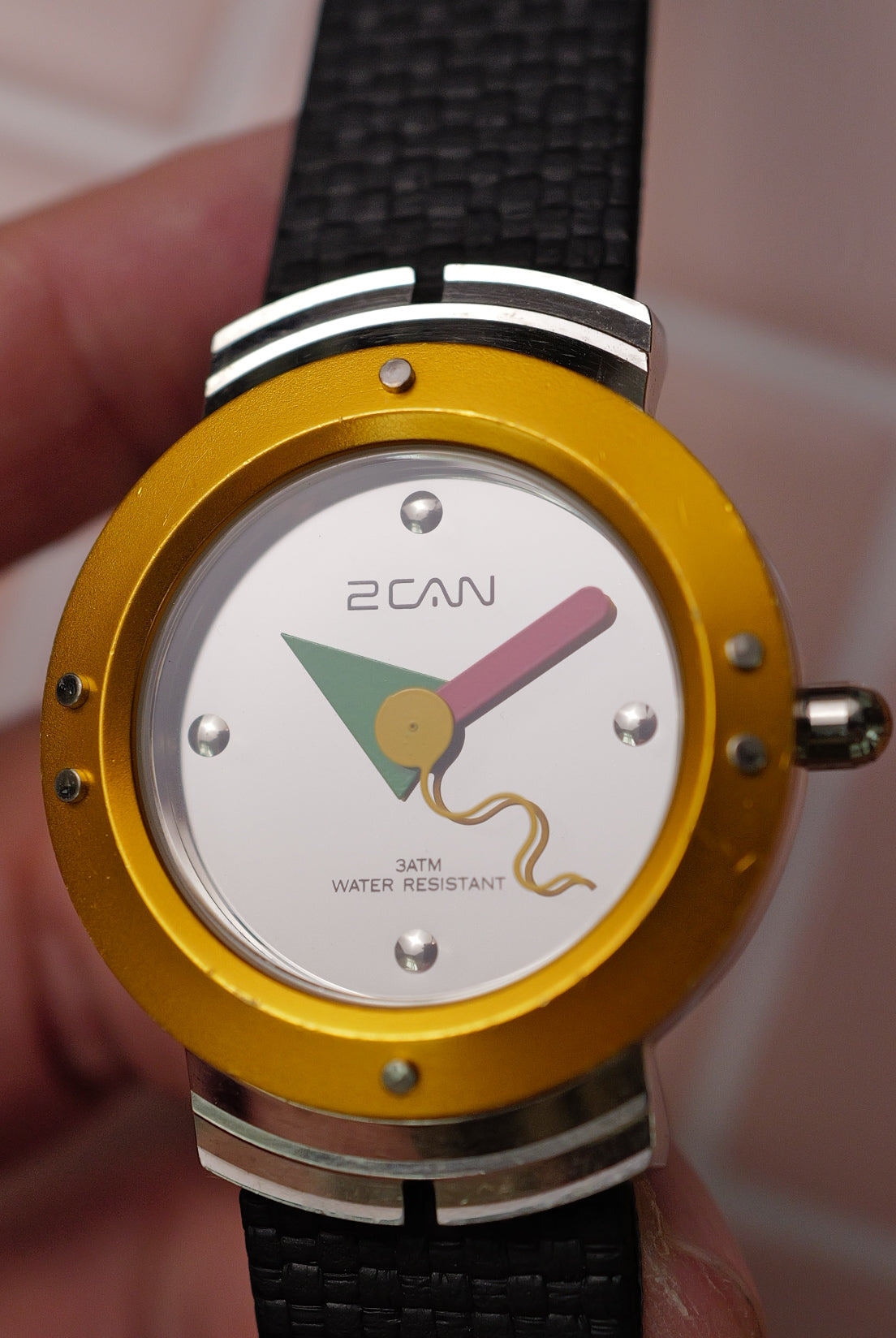 2CAN Vintage 90's "APPLE" Watch