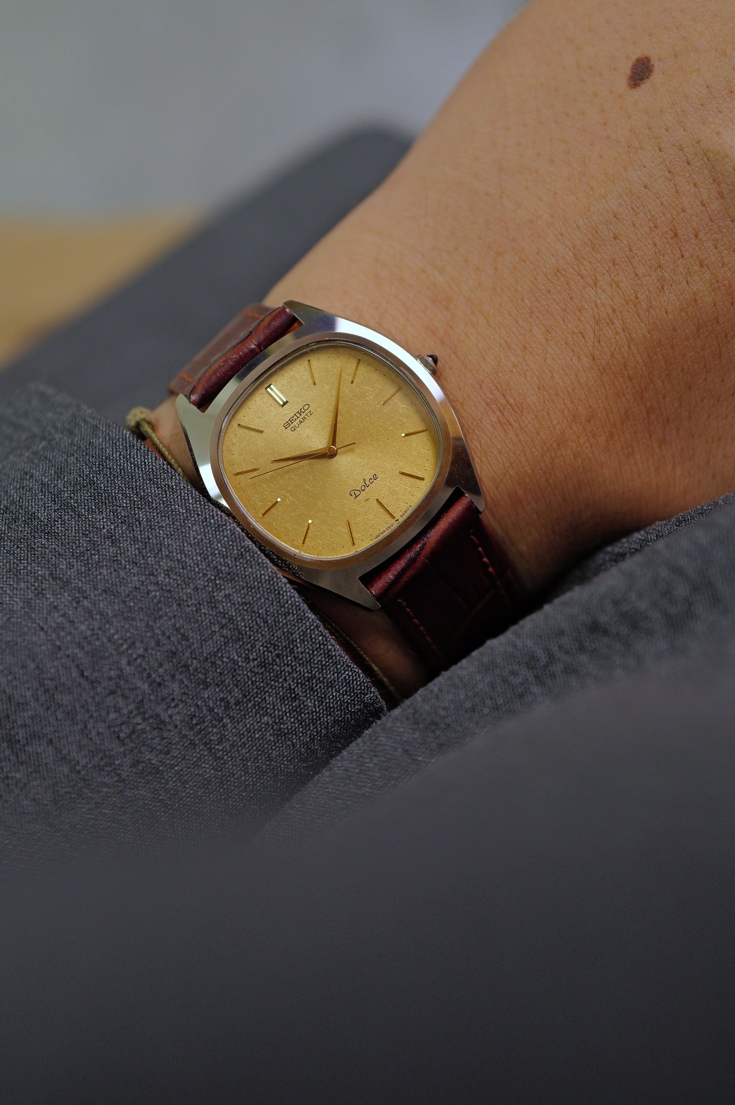 Seiko Dolce C-case on scratch resistant NSAG Circa. 1980