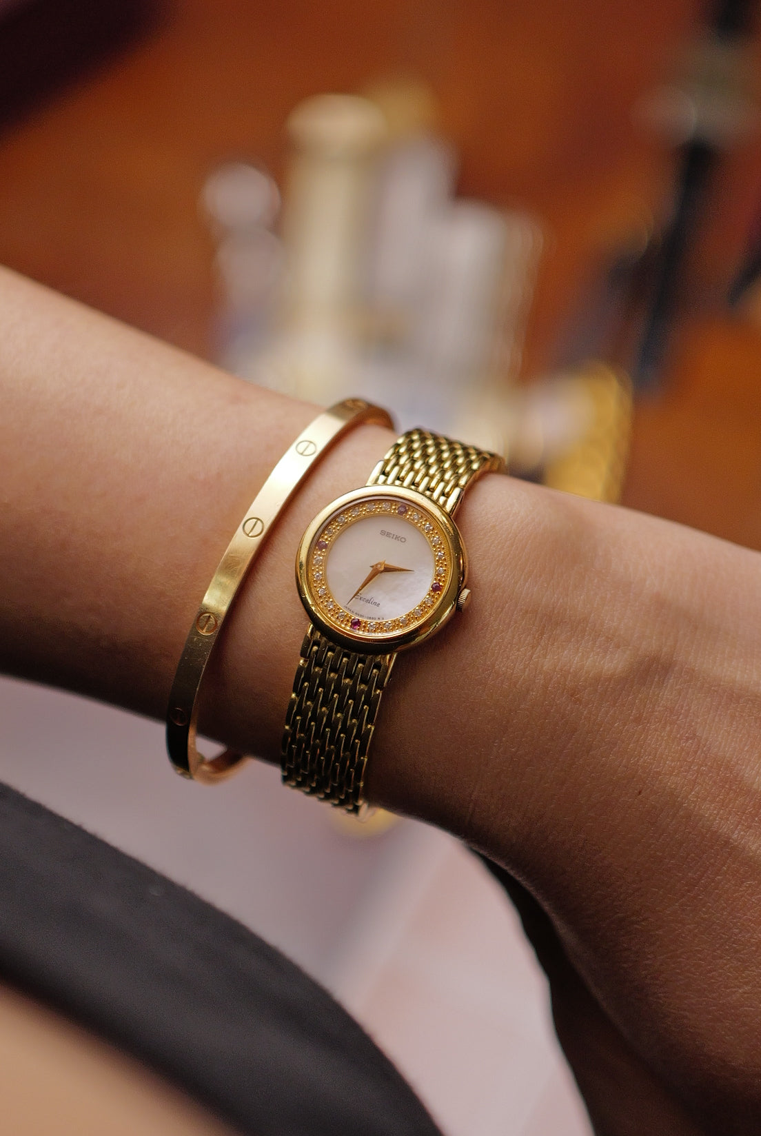 Seiko Exceline Mother of Pearl "RUBY' 4N20-0380