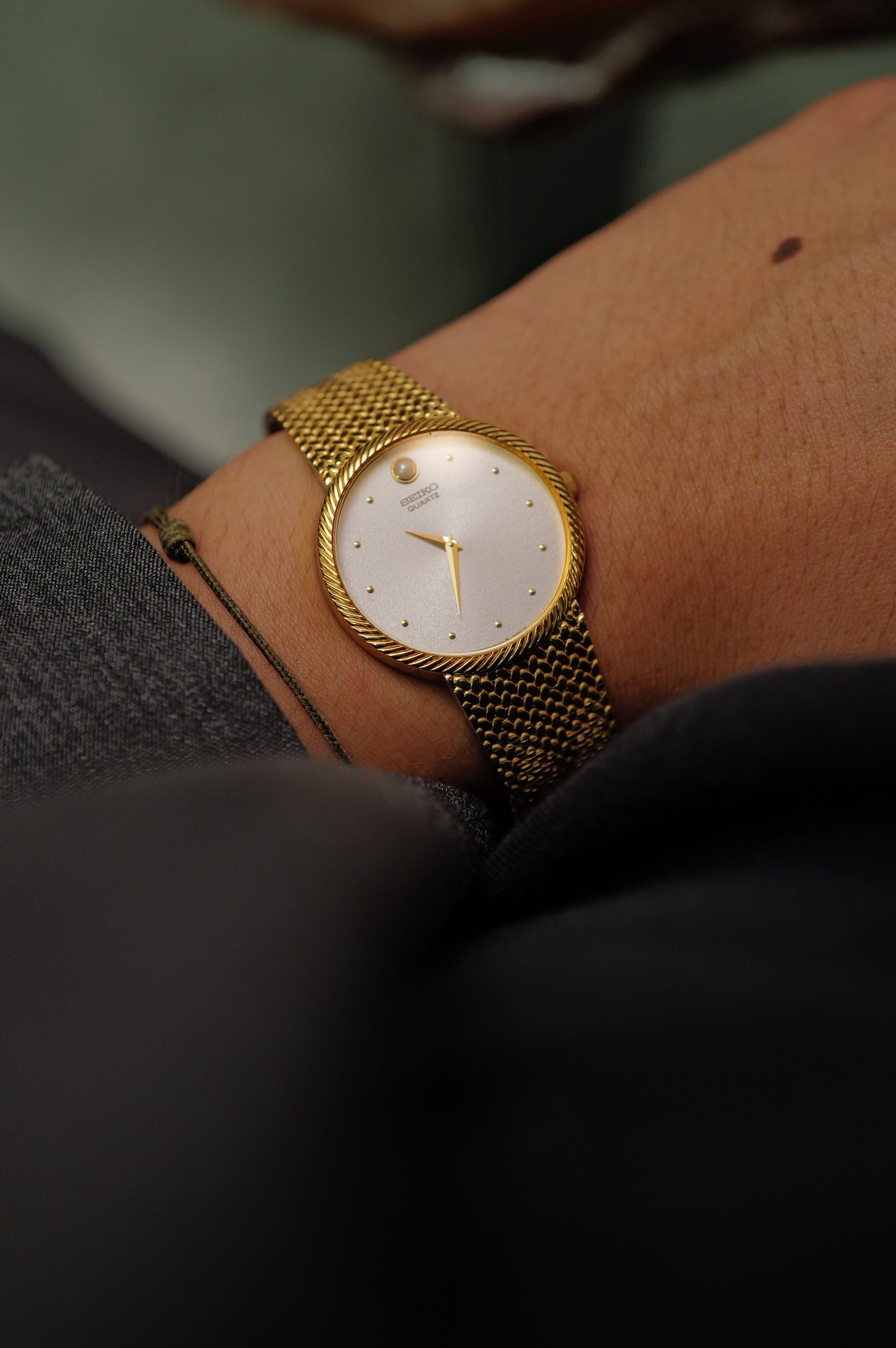 Seiko Quartz "Golden hour" integrated bracelet circa. 1984