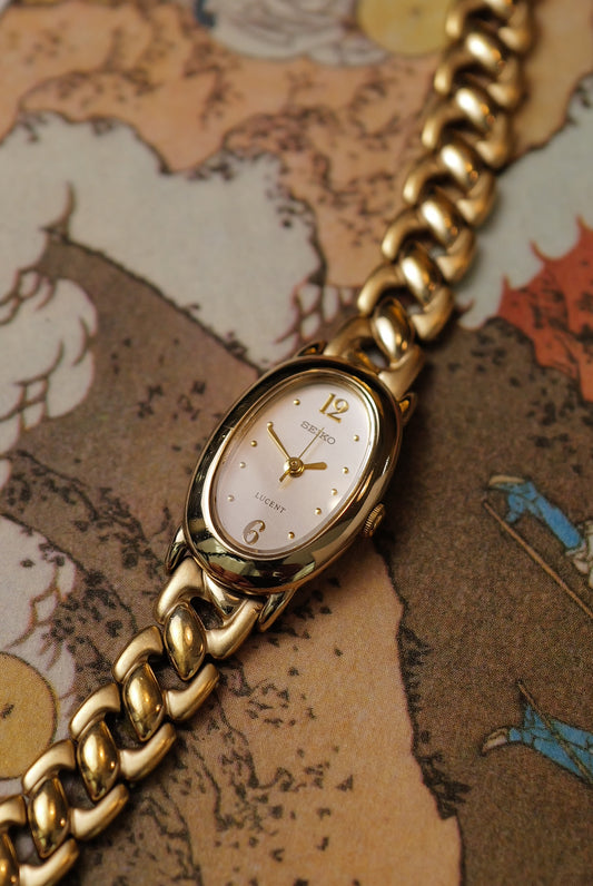 Seiko Mini Baignoire on integrated Bracelet Circa.1997