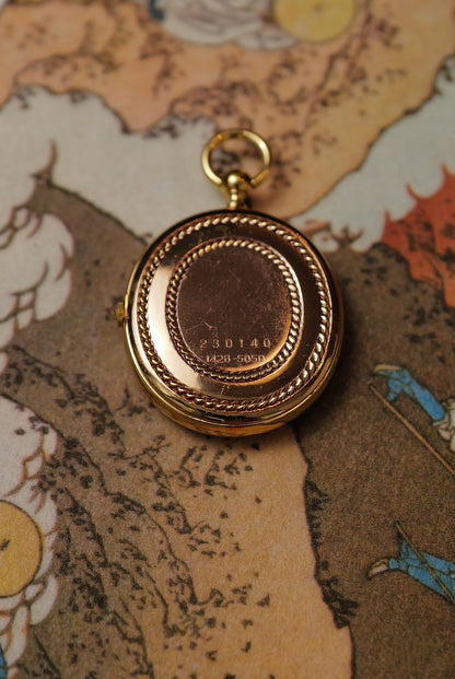 Seiko Quartz Pendent with ribbon bezel Circa.1982