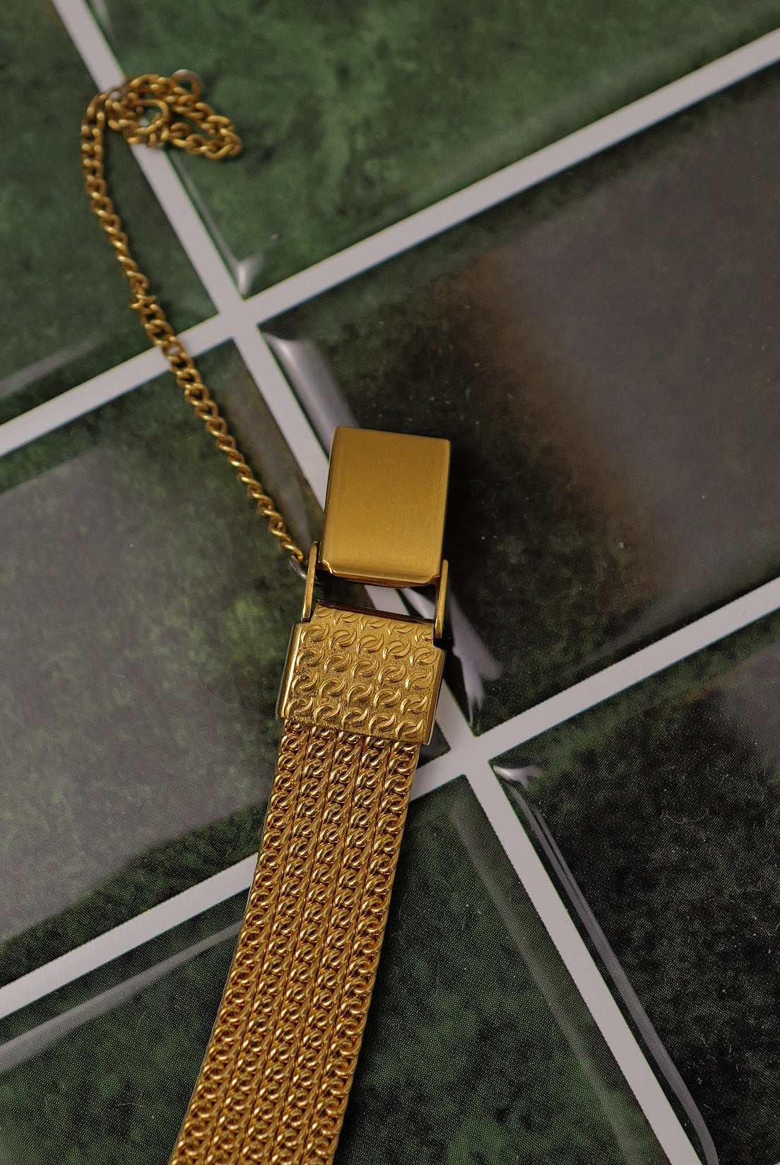 Seiko Quartz "Golden Cushion" integrated bracelet circa. 1979