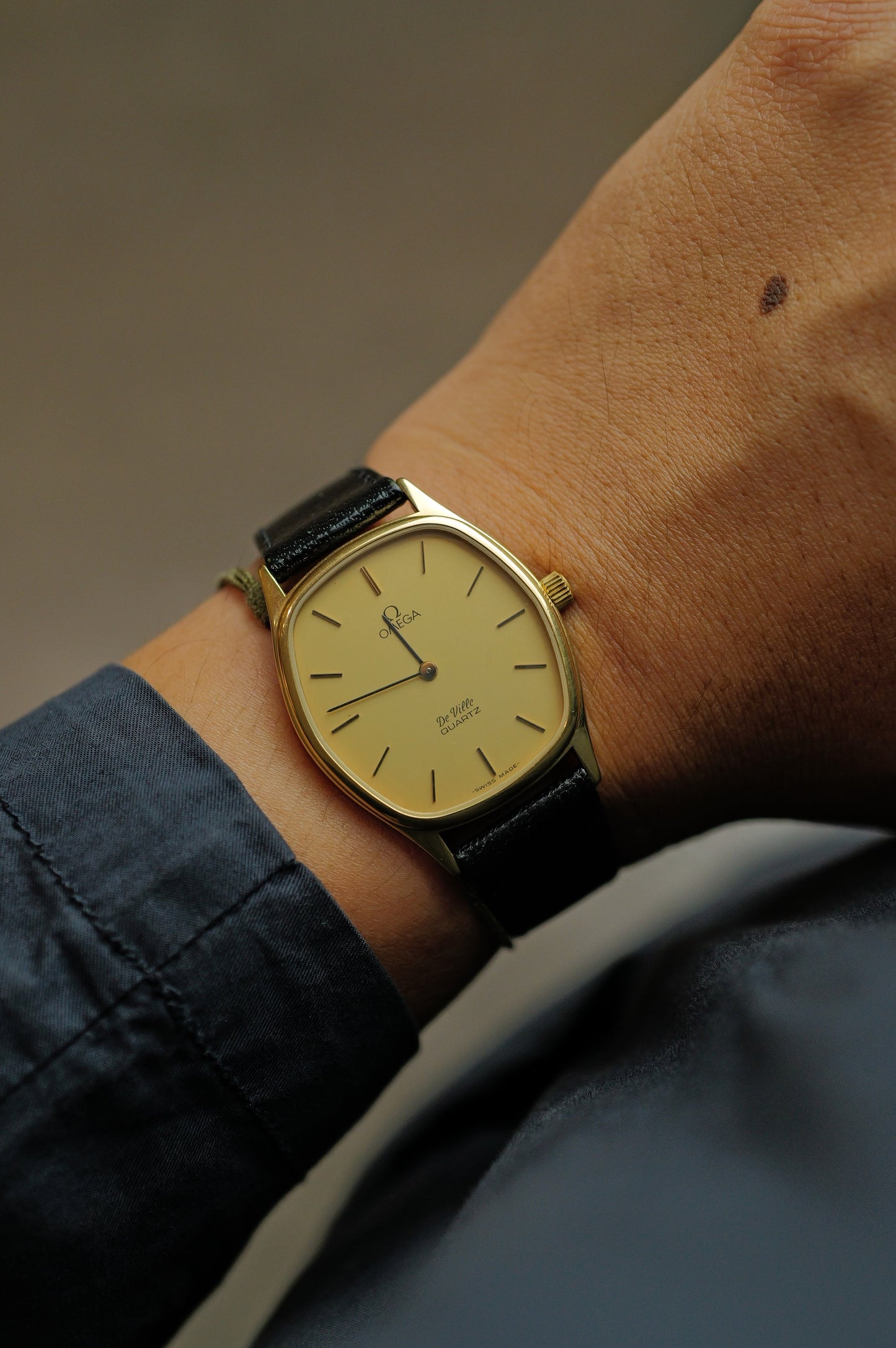 Omega De Ville “Tonneau” Ref. 191.0074.1 (Circa 1969) with original buckle and strap