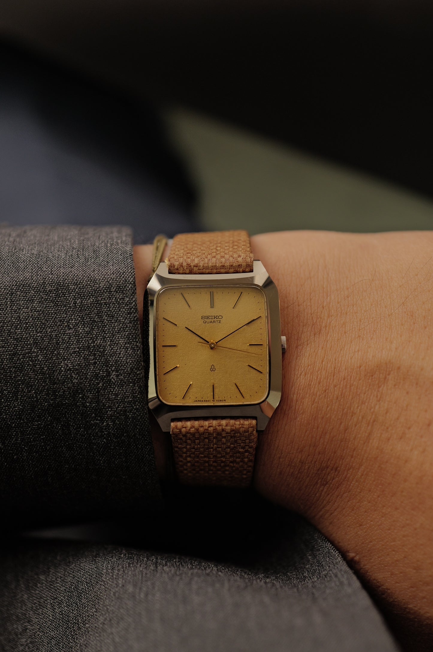 Seiko Quartz "Amber Grain" Scratch resistant Case  Circa. 1980