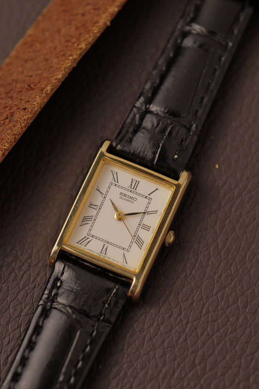 Seiko Quartz Classic Tank Circa. 1993