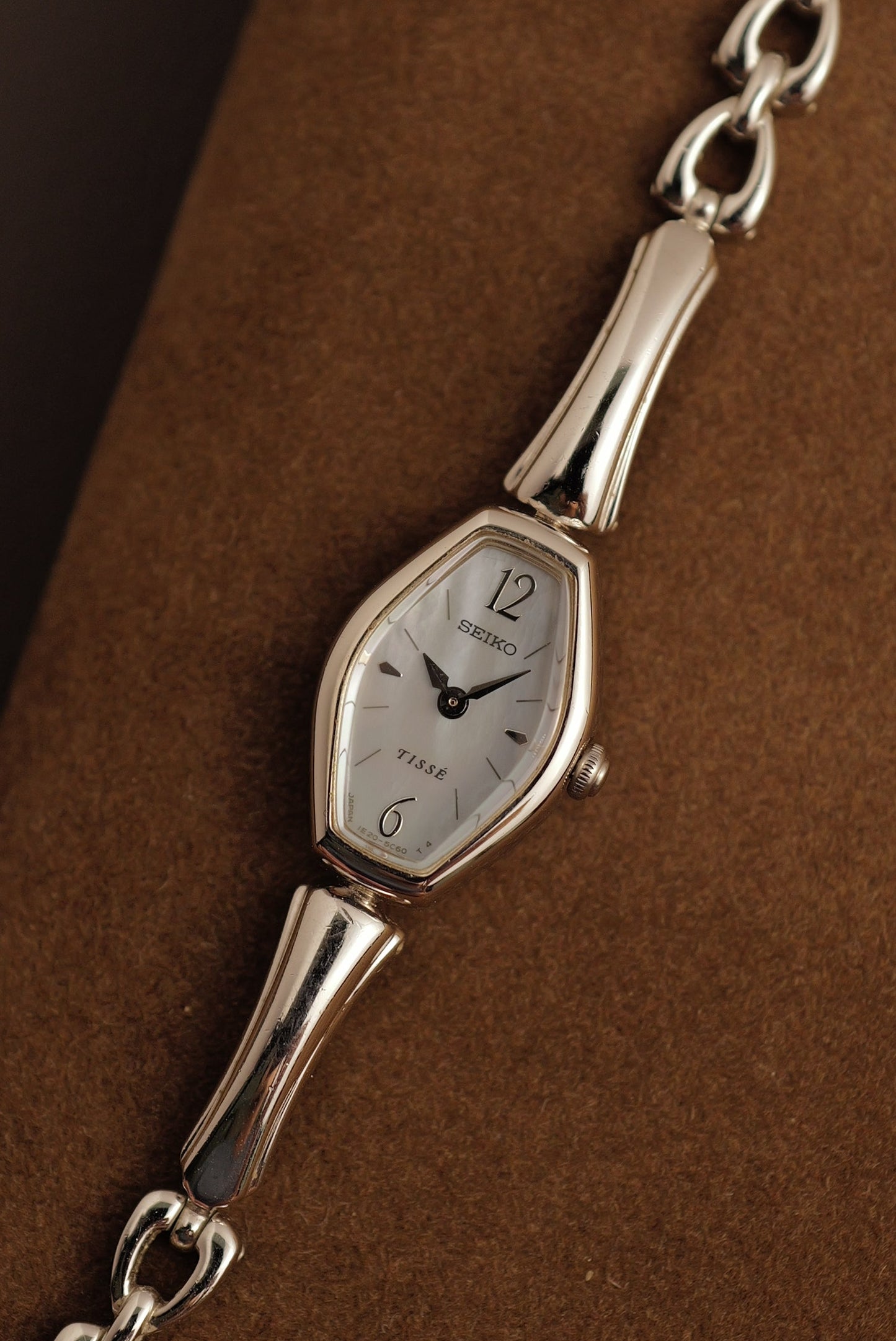 Seiko Tisse  "Silver droplet" Mother of Pearl Dial Circa. 1988