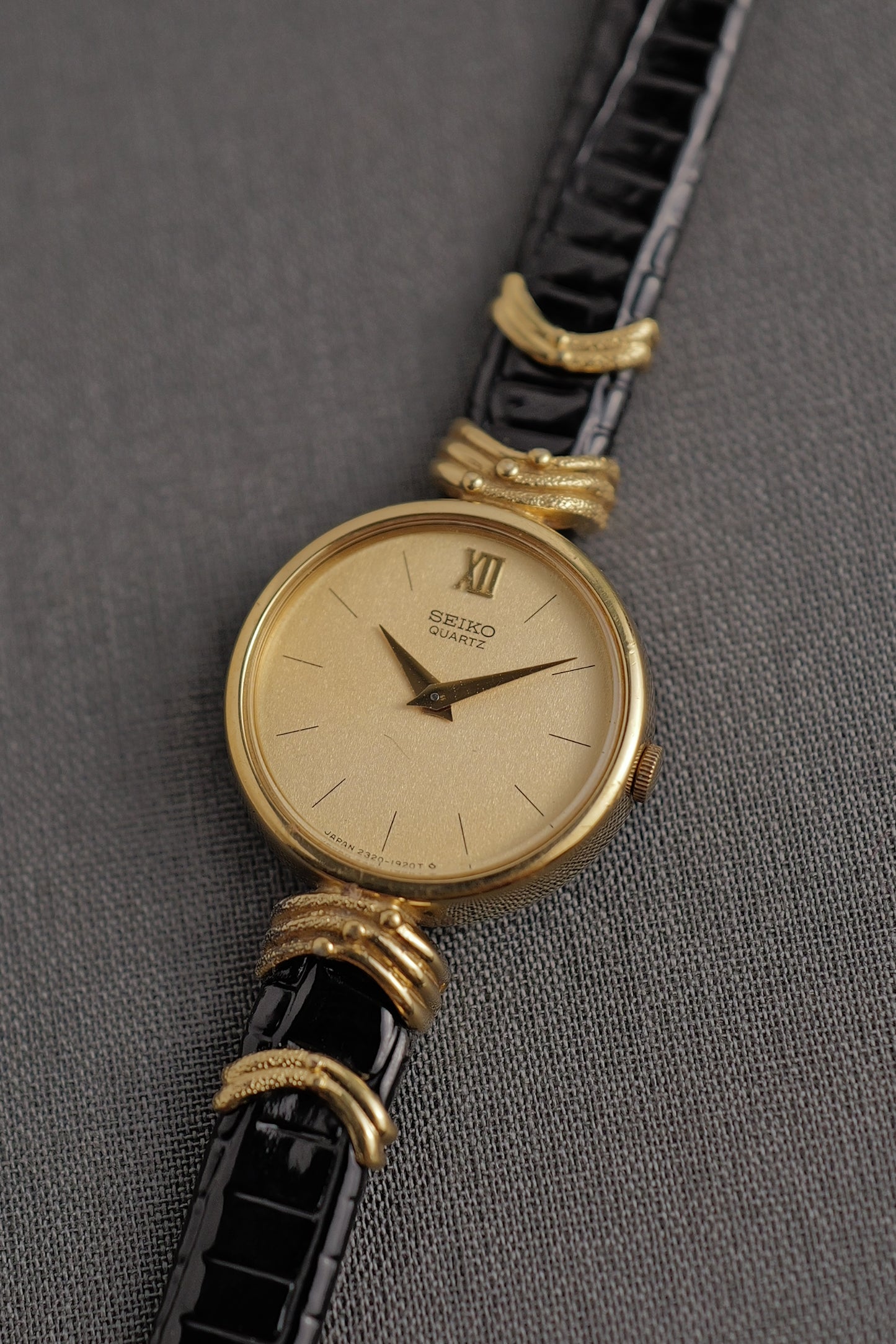 Seiko Quartz "golden bangles" Circa. 1980