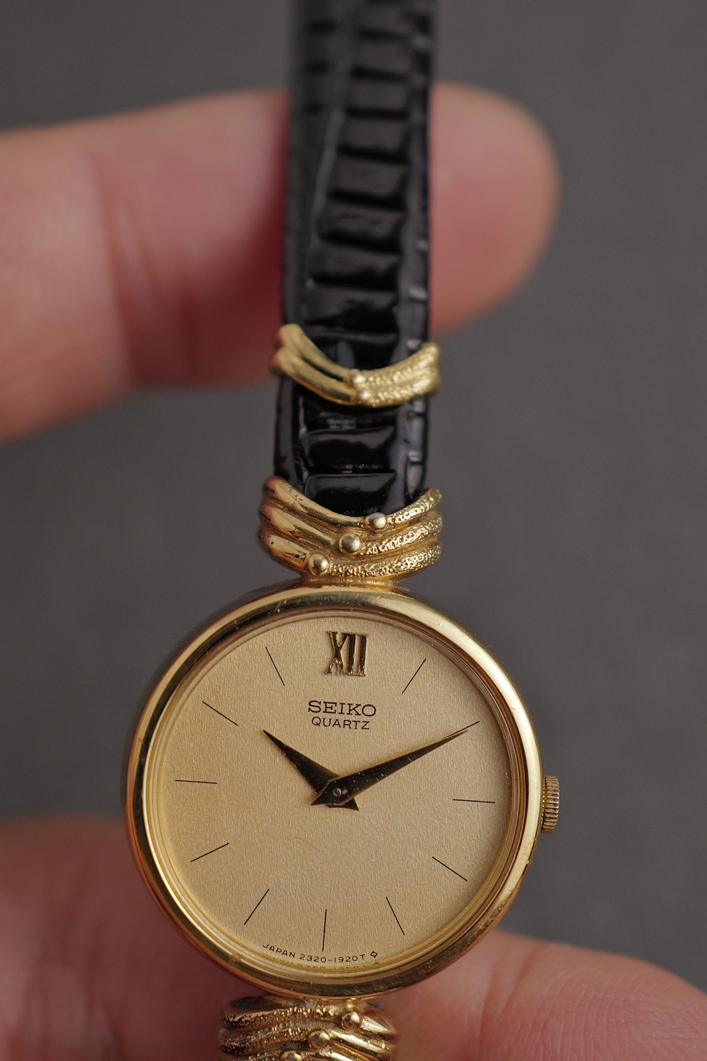 Seiko Quartz "golden bangles" Circa. 1980