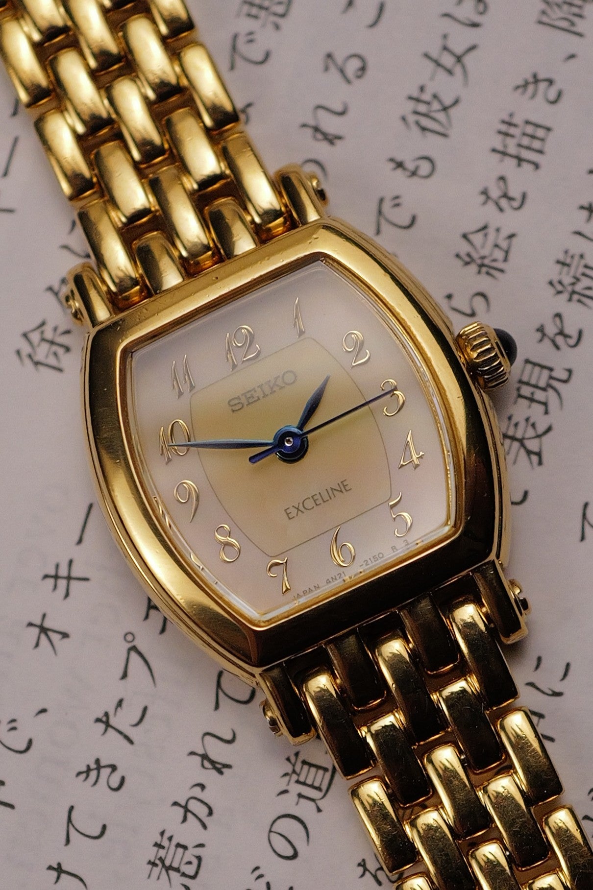 Seiko Exeline Tortue Mother of Pearl Dial with original bracelet  Circa.1996