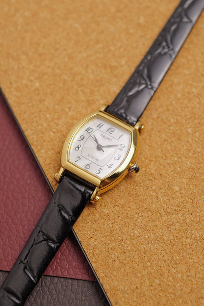 Seiko Exceline "tortue" mother of pearl dial 4N21-5270