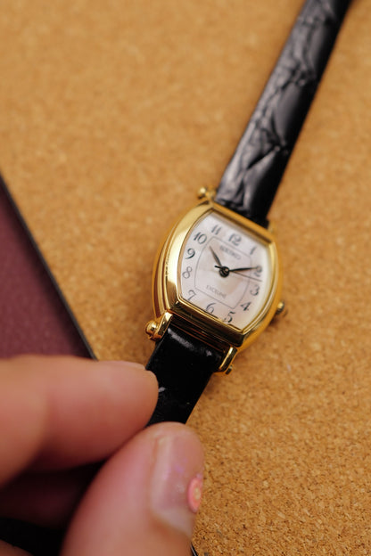 Seiko Exceline "tortue" mother of pearl dial 4N21-5270