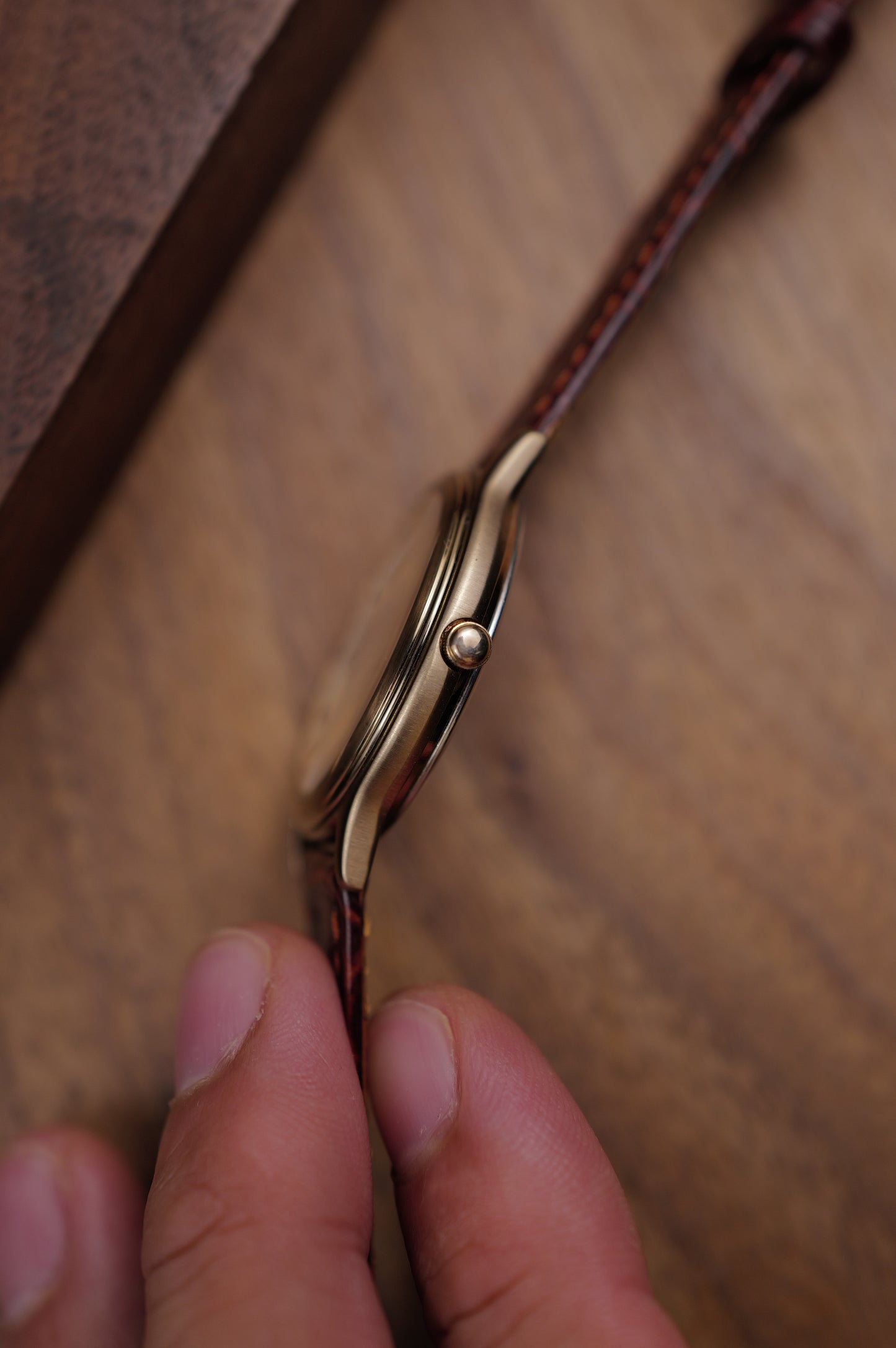Seiko Contemporary Basic Day Date 5H23 - 6000 (champagne case)