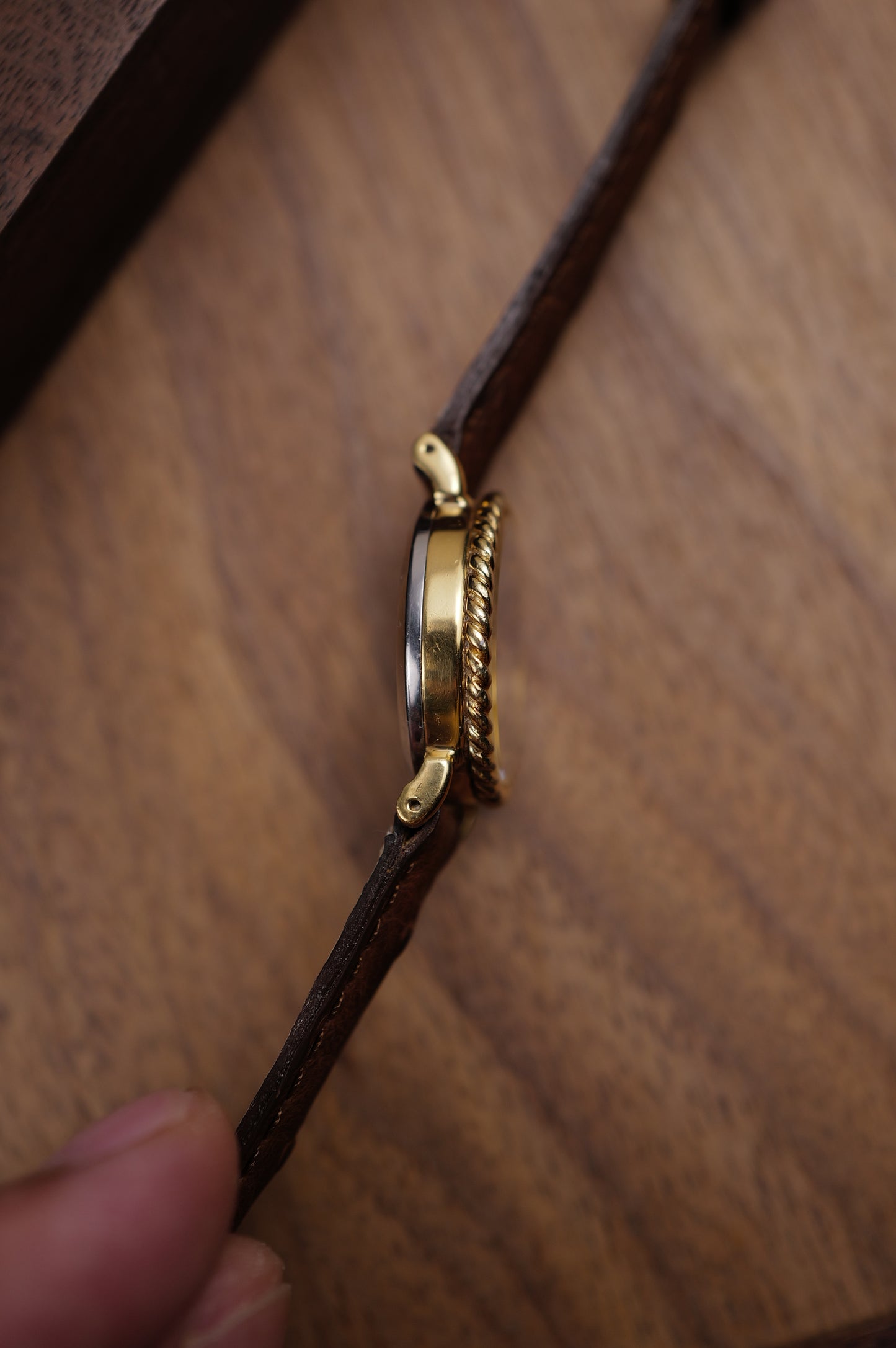 Seiko Socie Art-Deco "ribbon" Bezel sunburst blue dial Manual winding