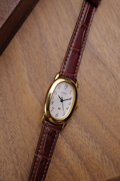 Seiko Ladies "Baignoire" Gold