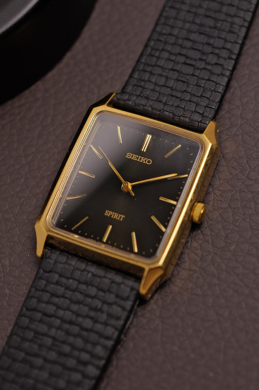 Seiko Spirit Tank "Onyx" 7NO1-5810 Circa 1999