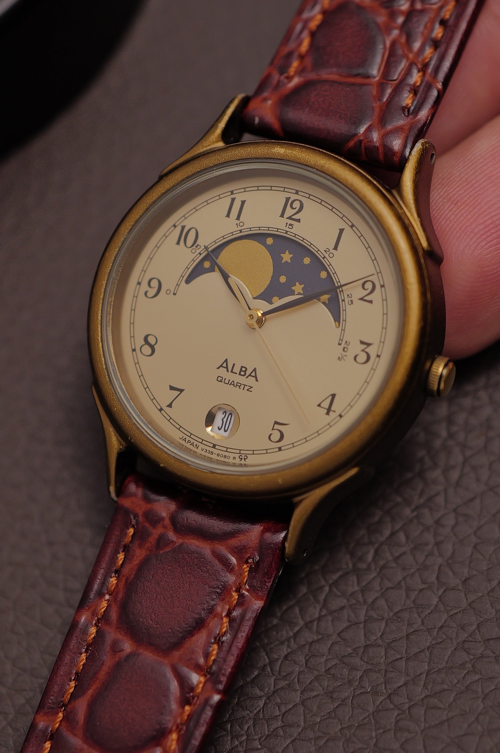 Seiko Alba Moonphase V338-6020 – My First Vintage
