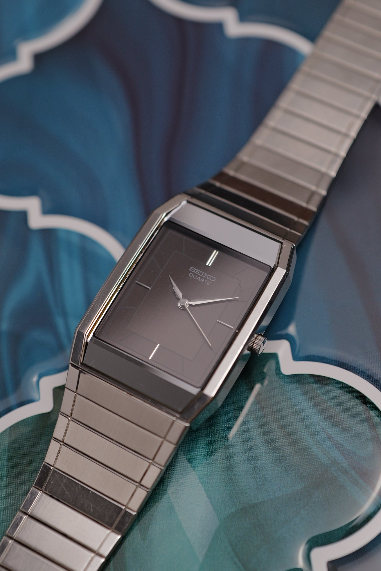 Seiko Quartz "robocop" Rectangular 7431-5360 Circa.1984