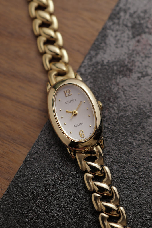 Seiko Mini Baignoire on Bracelet Circa.1997