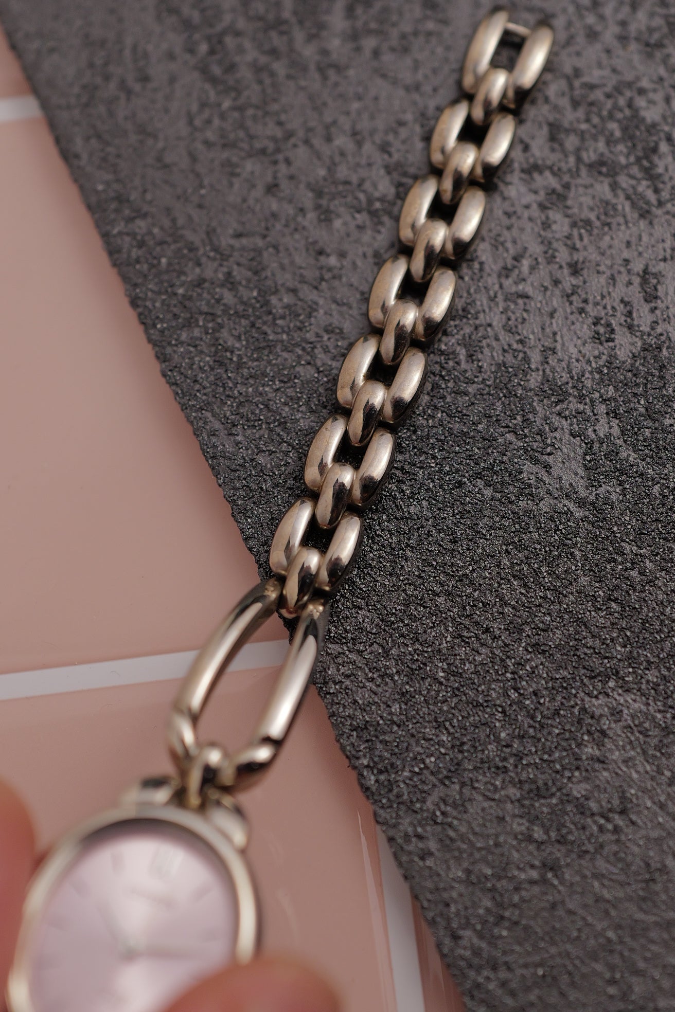 Citizen "Sunburst Pink oval" Circa.1992