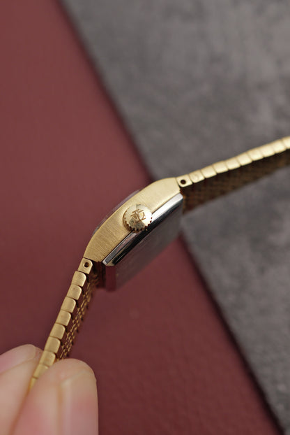 Tissot "Golden Cushion" Textured bracelet Circa. 1970s NOS