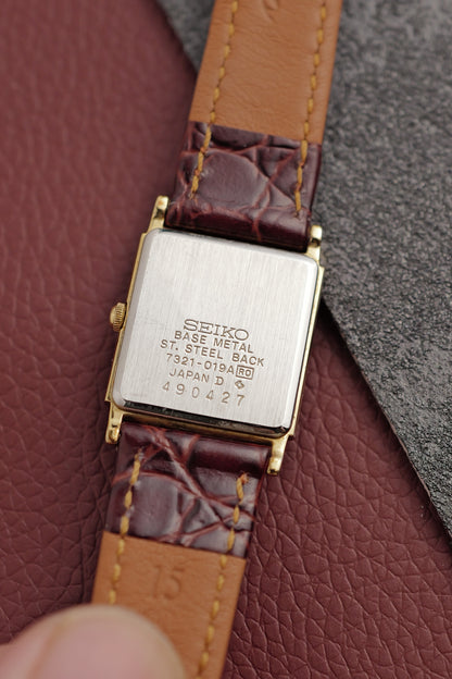 Seiko Quartz "Lacquer Frame" Circa. 1984