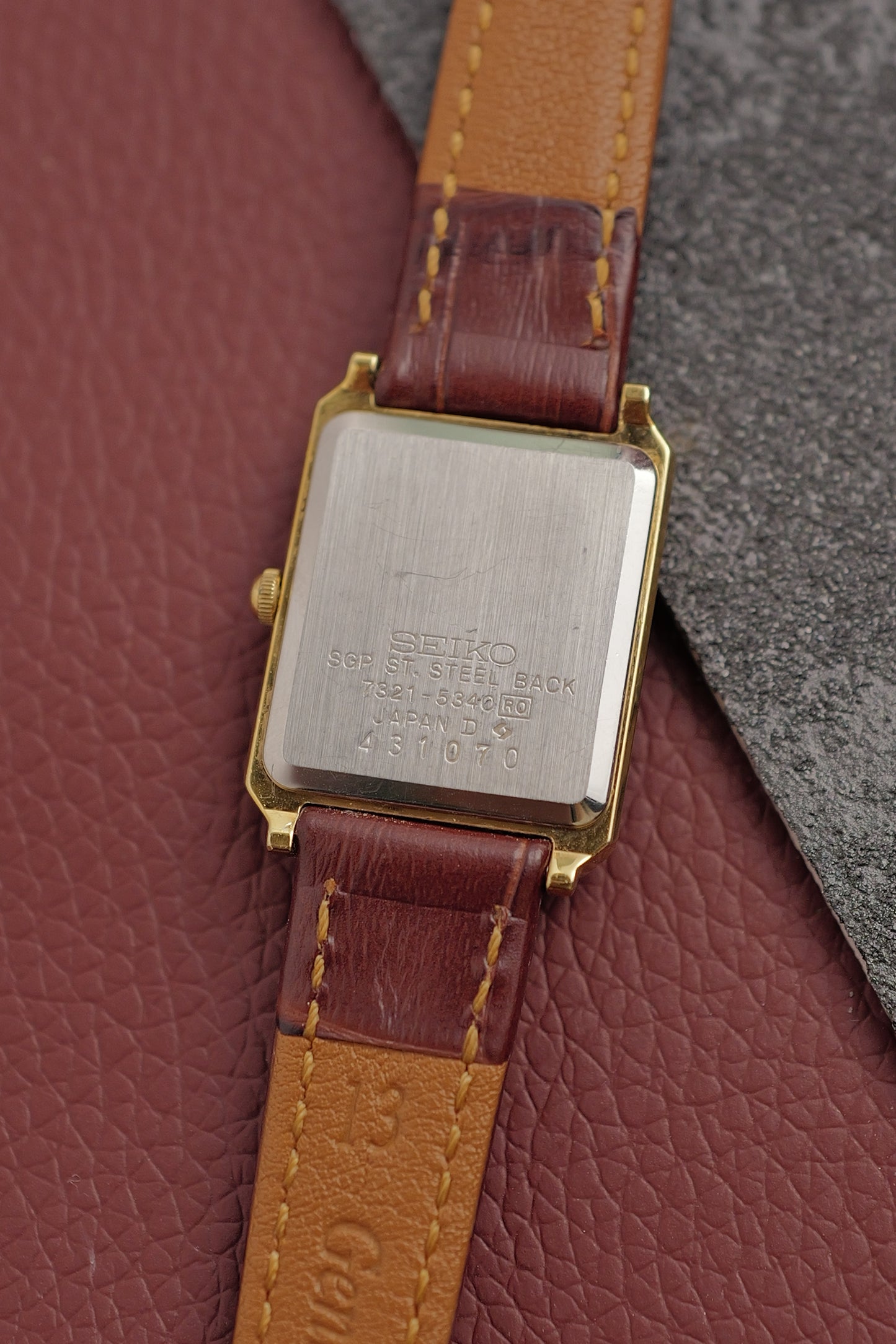 Seiko Quartz "Lacquer Frame" in cream Circa. 1984