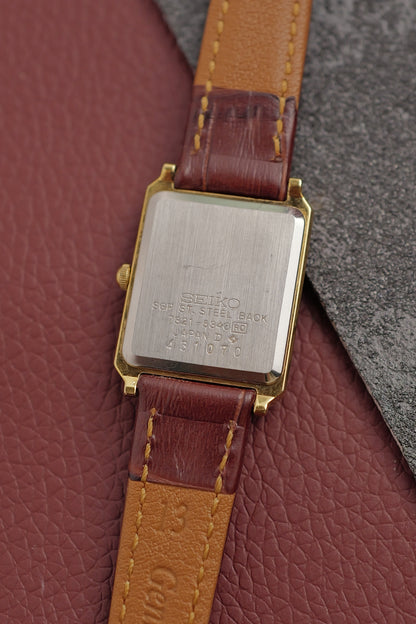 Seiko Quartz "Lacquer Frame" in cream Circa. 1984