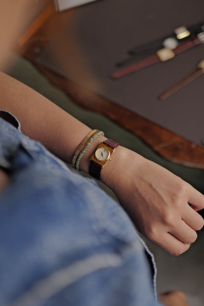 Seiko Quartz "Lacquer Frame" Circa. 1984