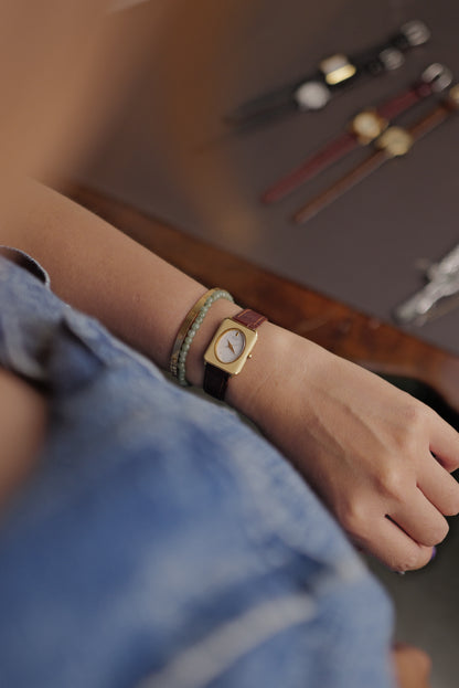 Seiko Quartz "Lacquer Frame" in cream Circa. 1984