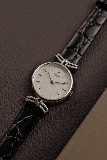 Seiko Quartz "T-lugs Art deco" Circa. 1980