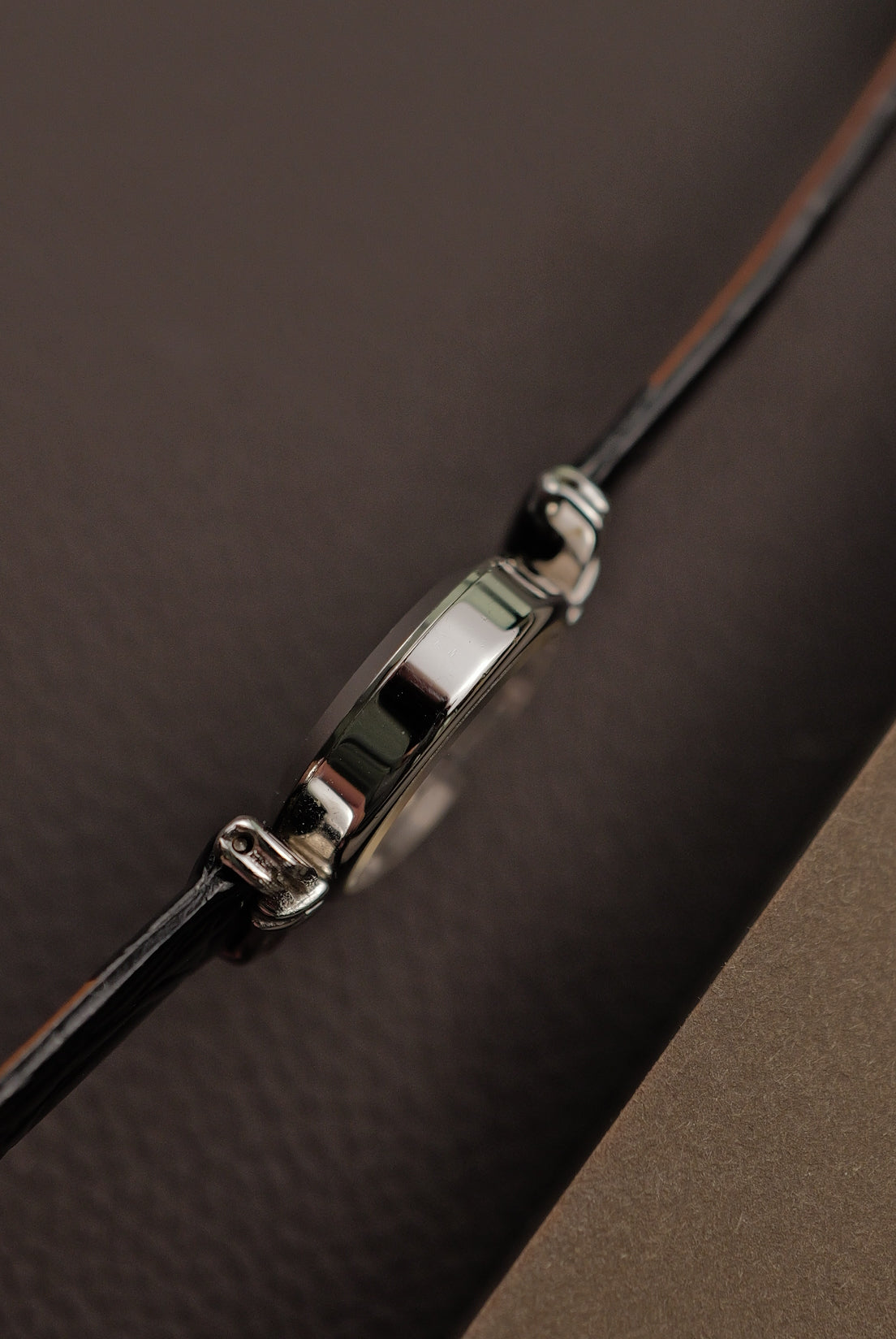 Seiko Quartz "T-lugs Art deco" Circa. 1980