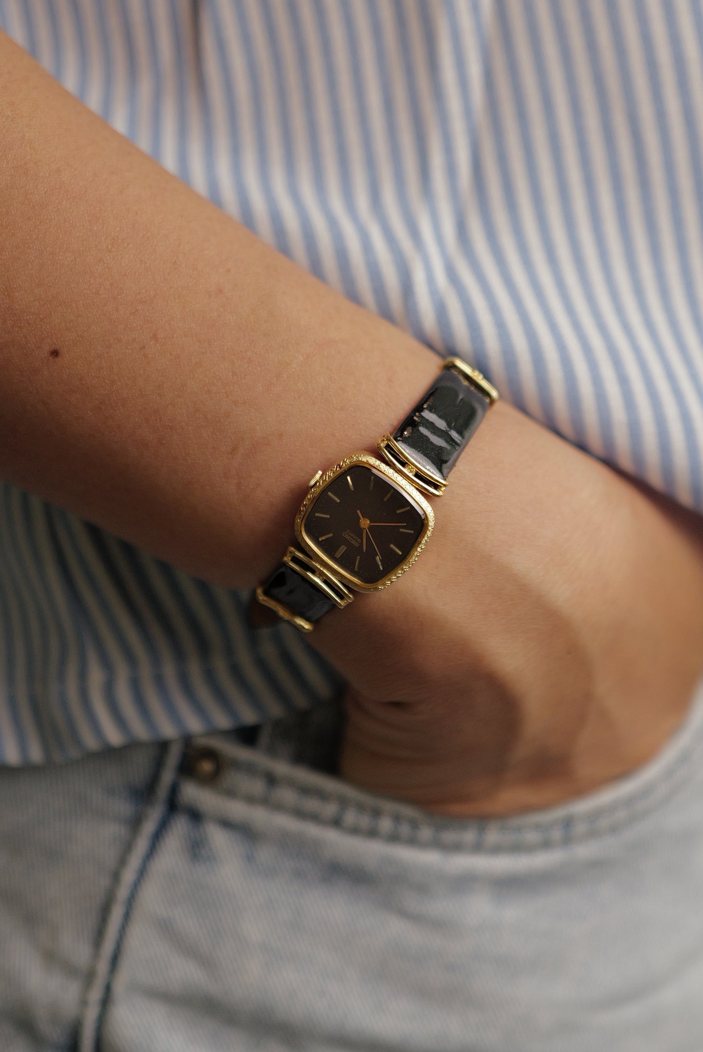 Seiko Quartz "Obsedian Black Art-deco" Circa. 1980