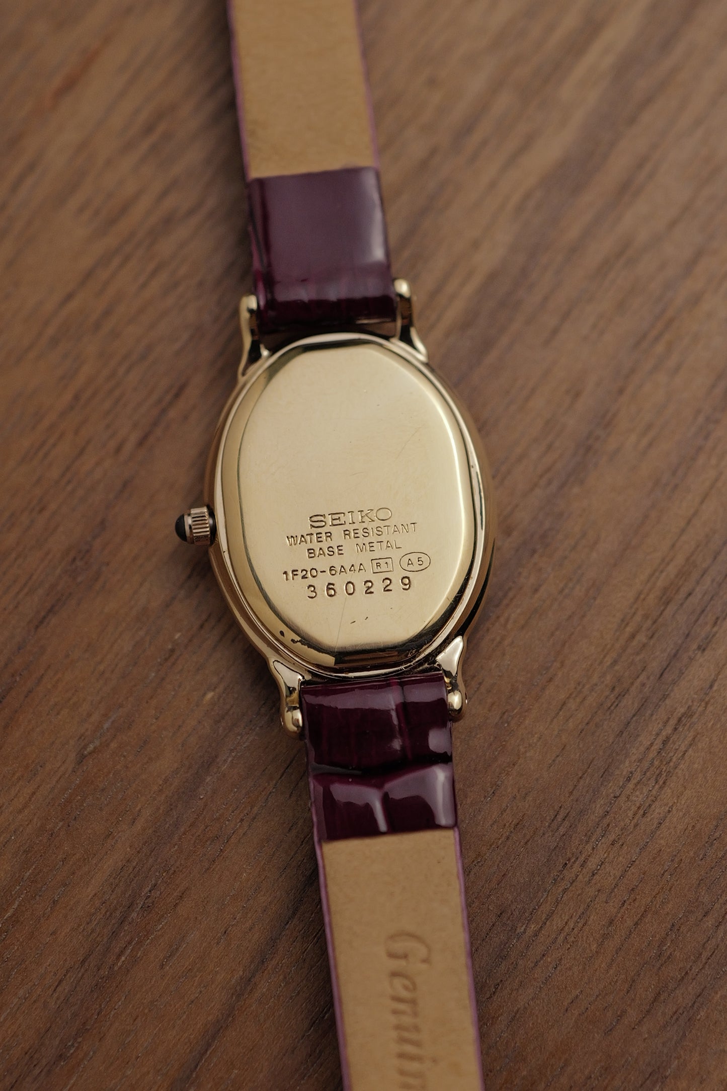 Seiko Exceline Mother of Pearl with beaded bezel Circa. 1992