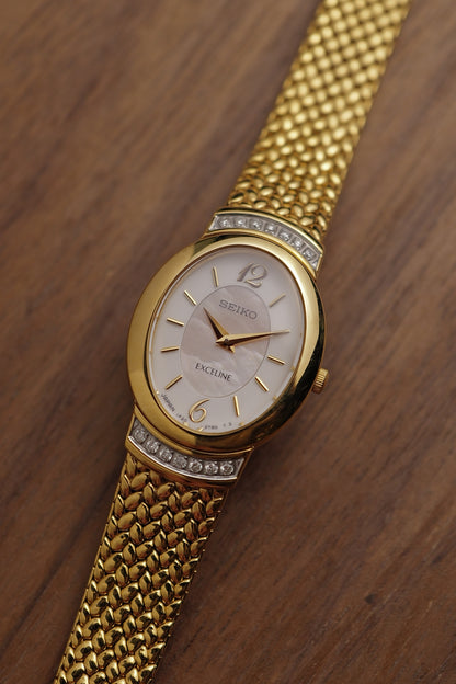 Seiko Exceline Mother of Pearl Oval w/ Diamonds Circa.1991