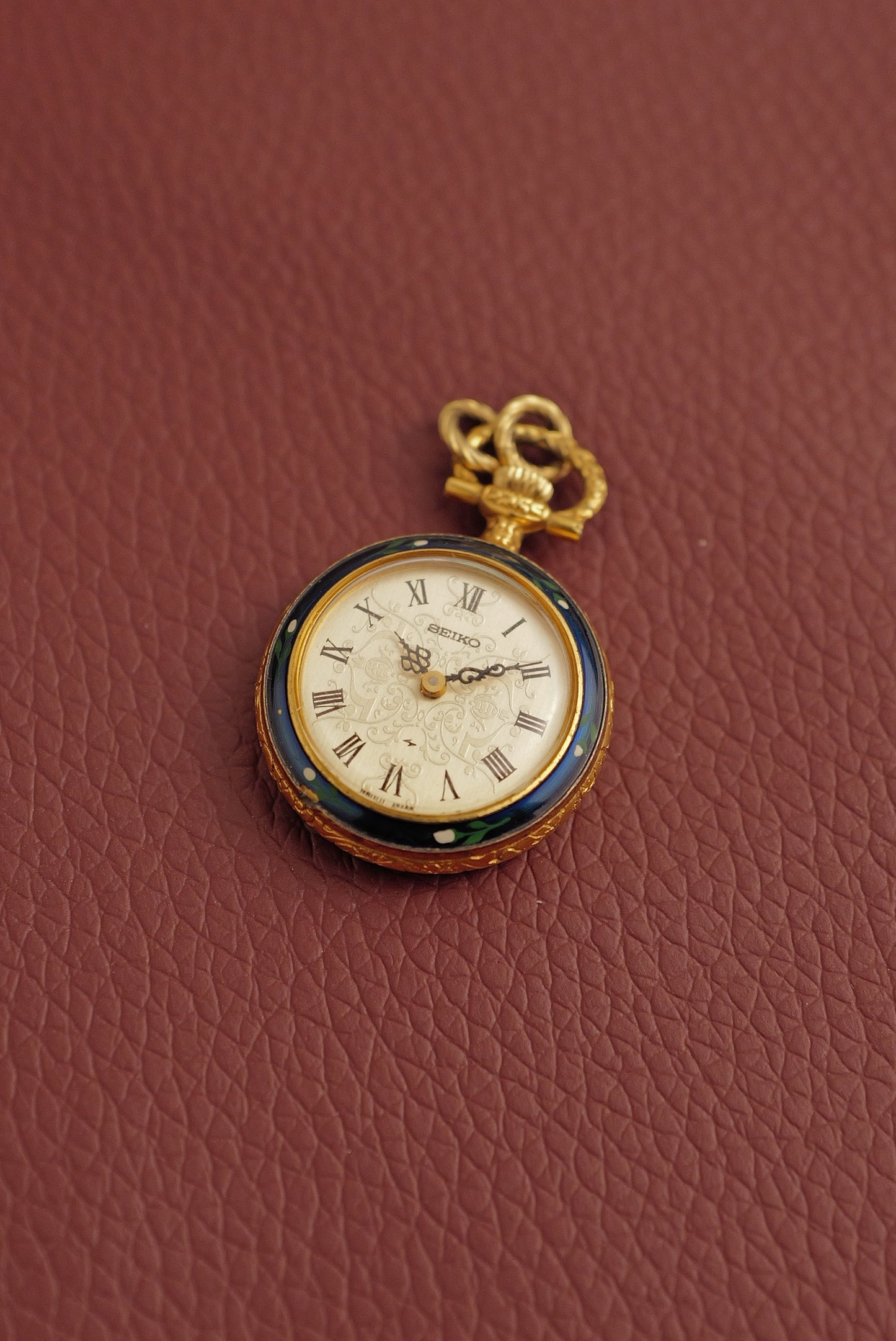 Seiko "Lacquer Bezel" Pendant watch Circa. 1970s